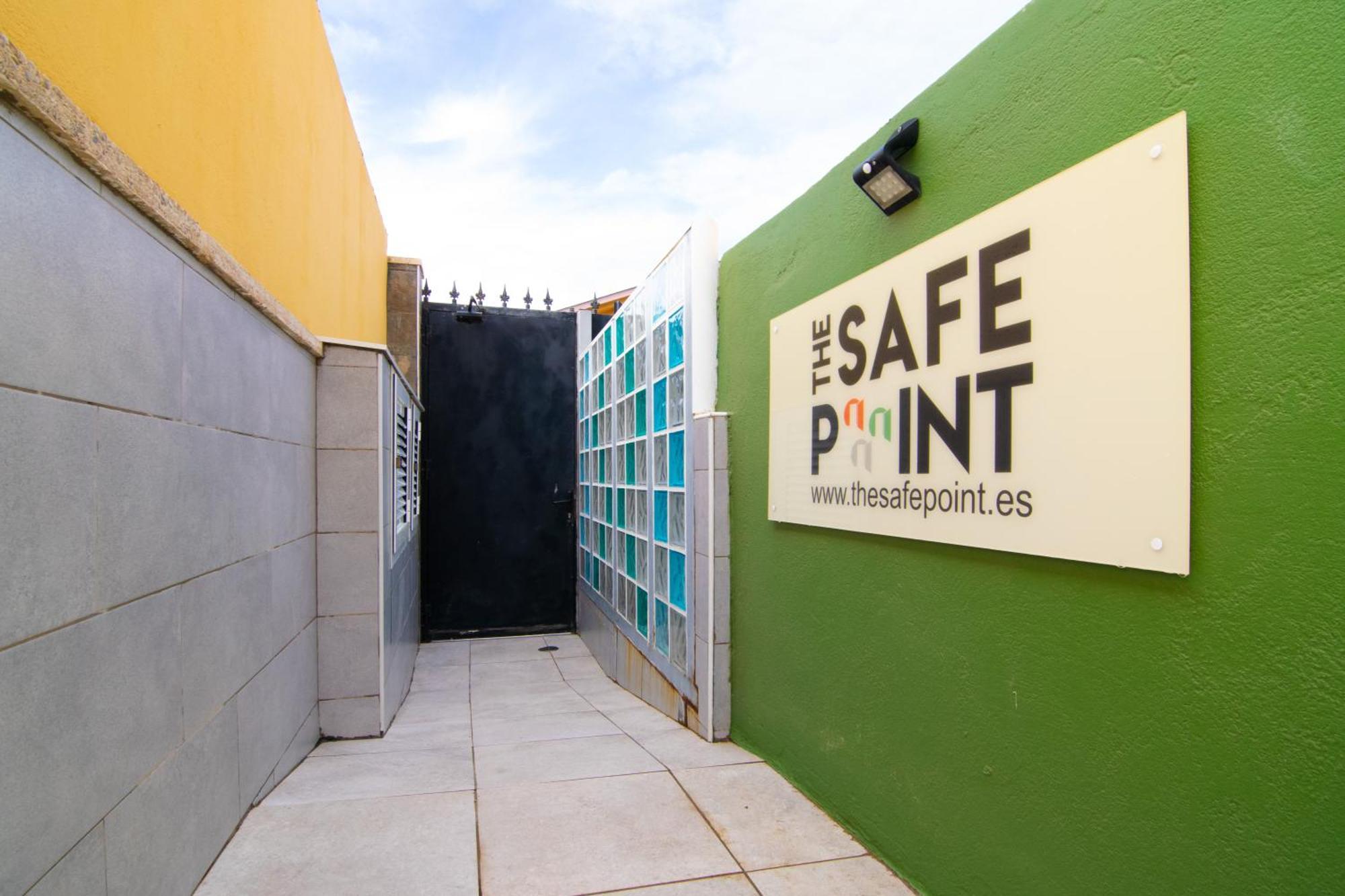 The Safe Point Suites Castillo Castillo del Romeral 외부 사진