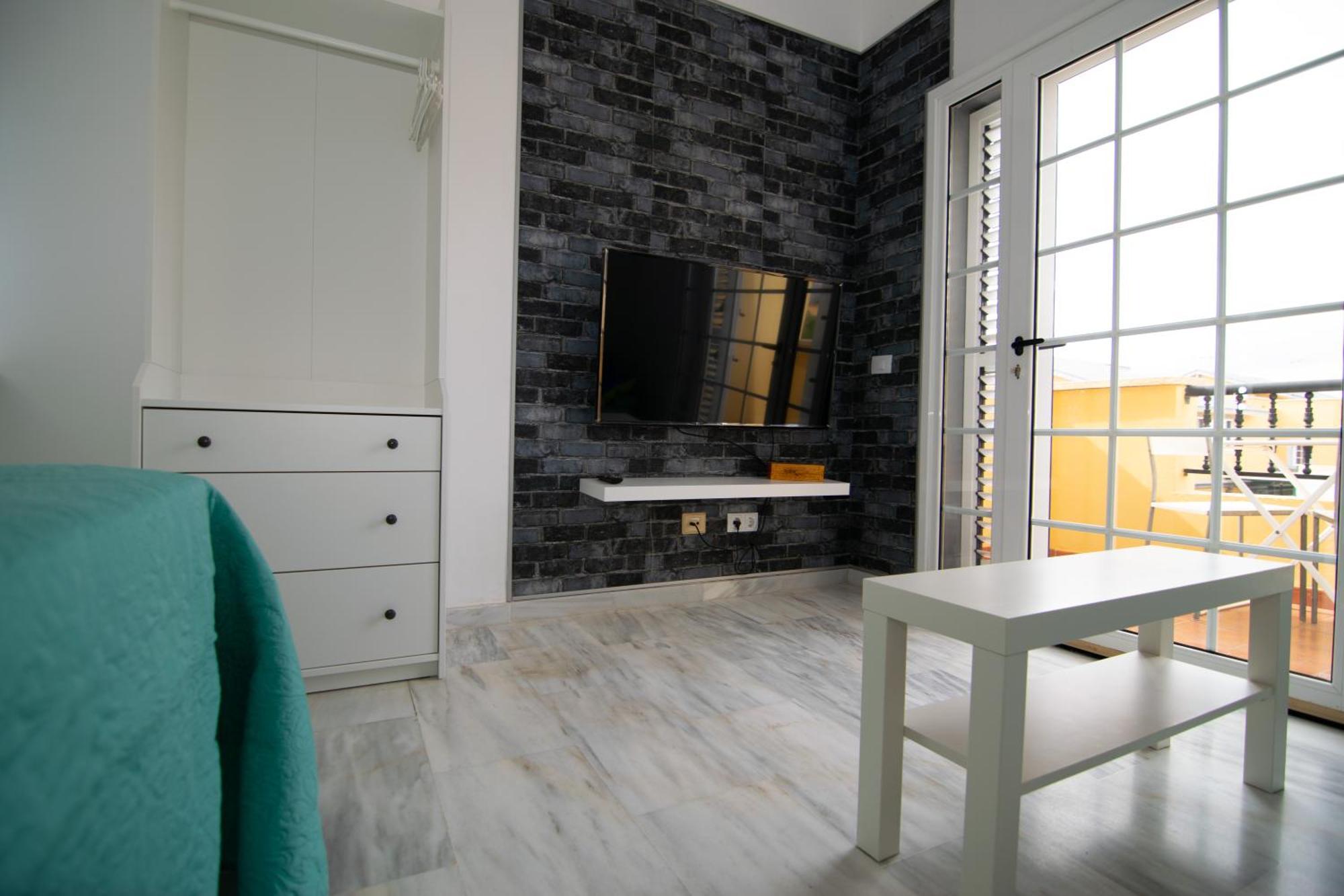 The Safe Point Suites Castillo Castillo del Romeral 외부 사진