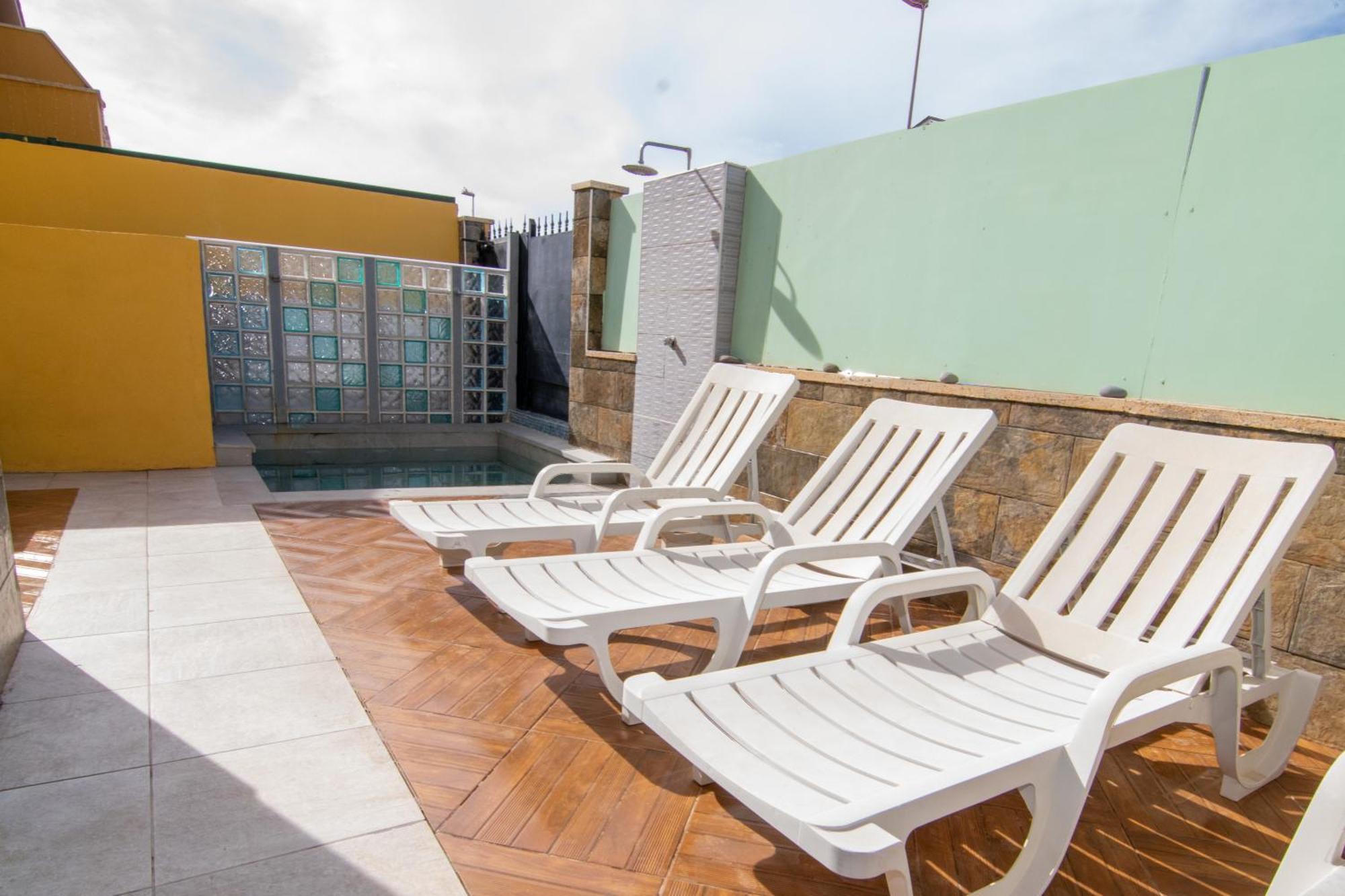 The Safe Point Suites Castillo Castillo del Romeral 외부 사진